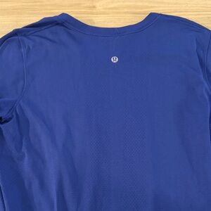 lululemon athletica women’s Royal Blue Long Sleeve Tee